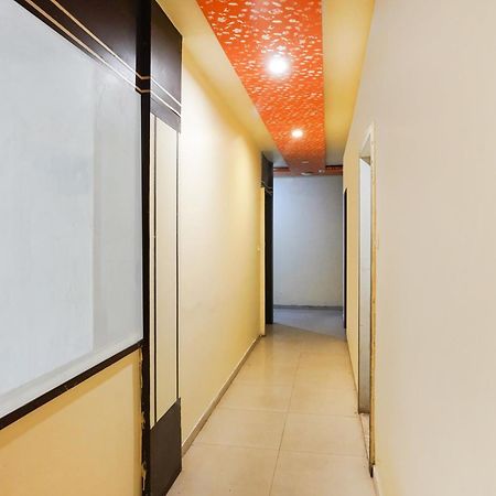 Hotel O Crystal Ahmedabad Exterior photo